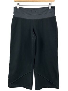 Lululemon Wide Leg Capris Size 6